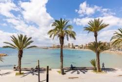 Светлые апатаменты с видом на пляж дель Кура в Торревьехе, 104 кв. м