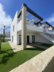 Отличное бунгало 73м2 на продажу в Orihuela Costa