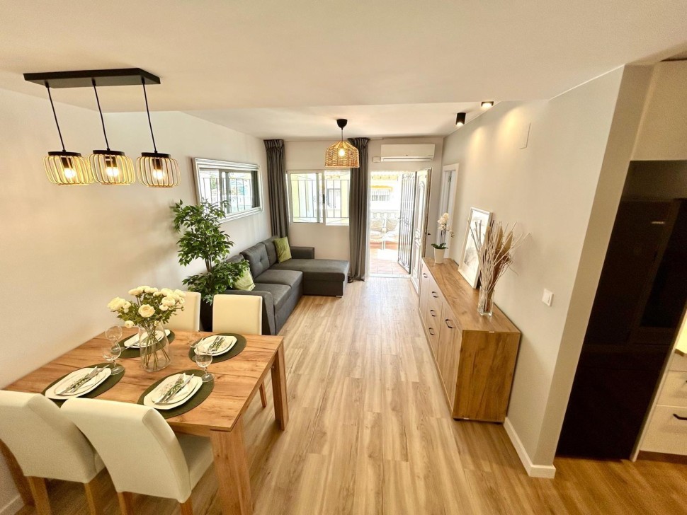 Стильный таунхаус в уютном районе Лос Альтос, Ориуэла Коста, 83 кв. м