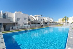 Отличные апартаменты 86м2 на продажу в Parque Acuático - Sector 25, Торревьеха