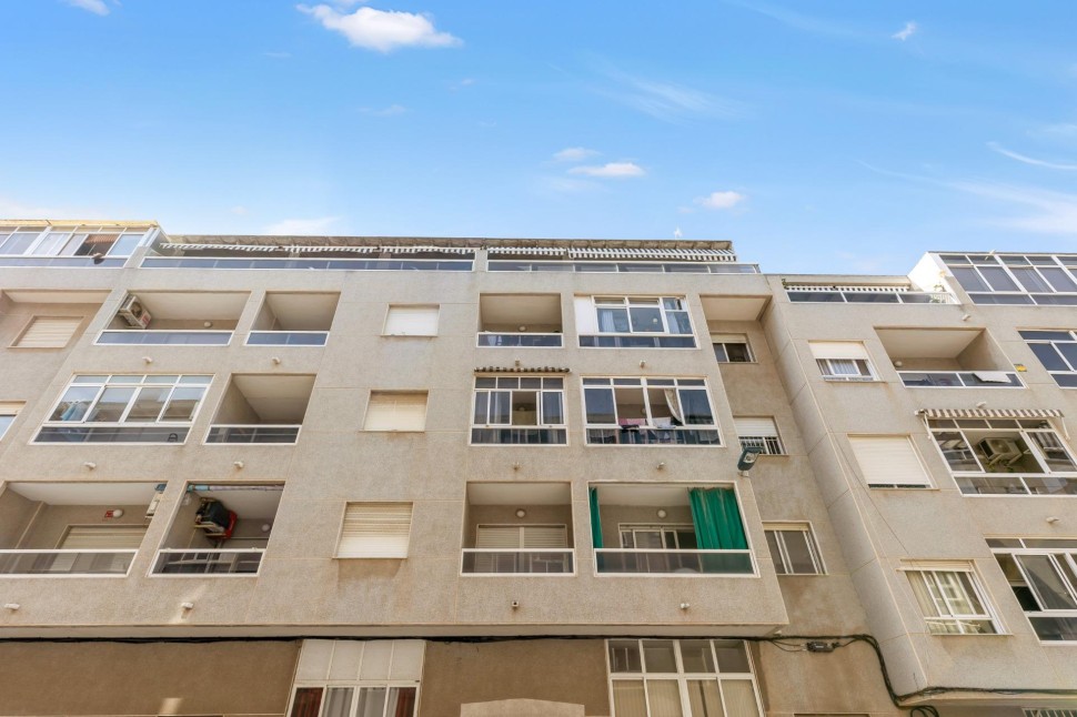 Отличная светлая квартира в 10 минутах от пляжа Дель Кура в Торревьехе